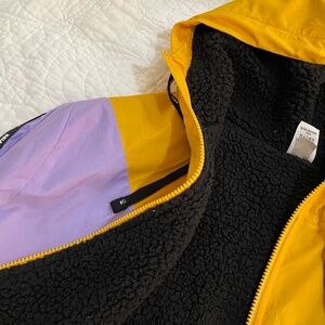 VS/PINK colorblock sporty sherpa-lined coat